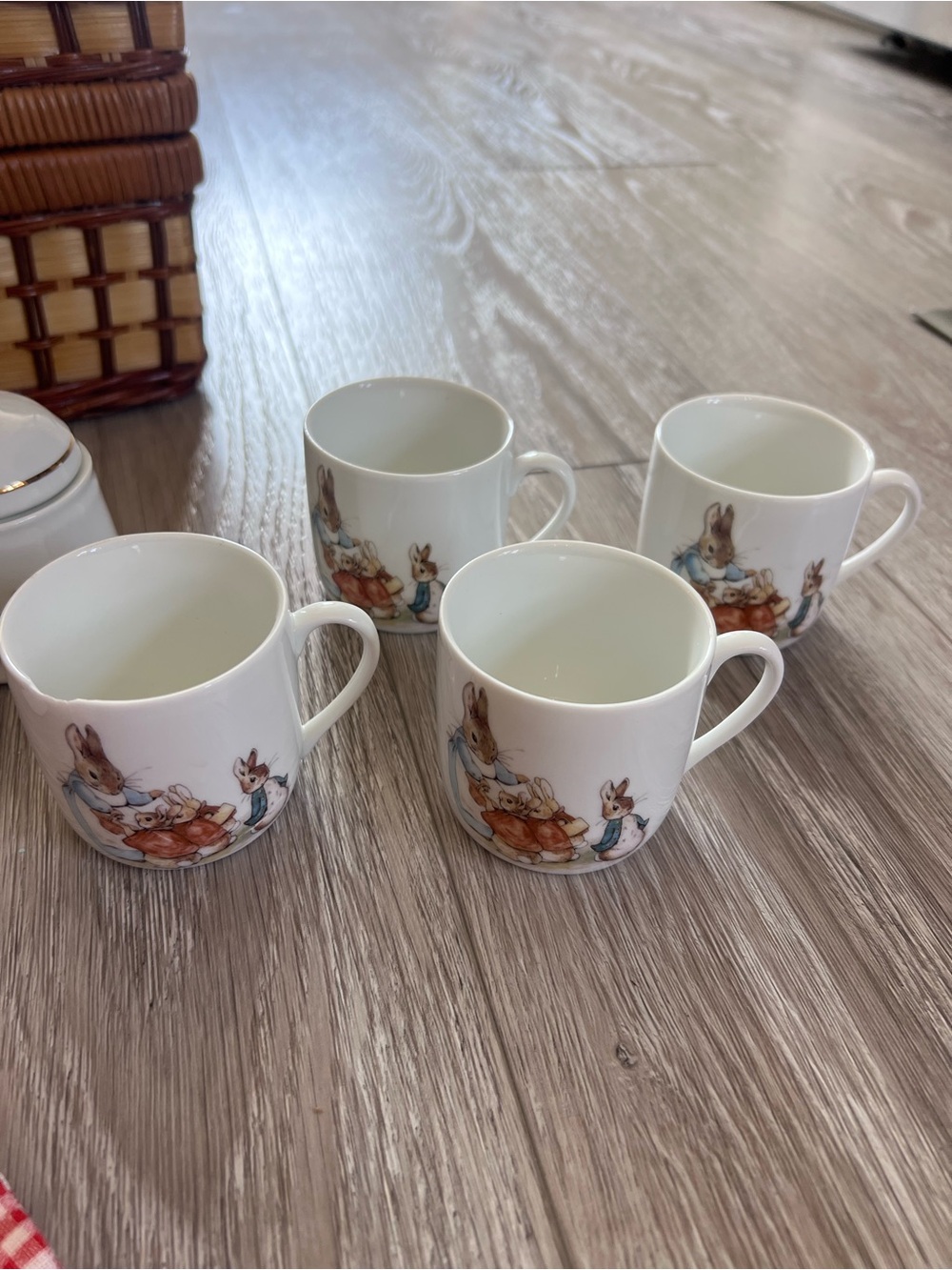 Beatrix Potter Peter Rabbit Picnic Tea Set Complete Set - Picture 7 of 14